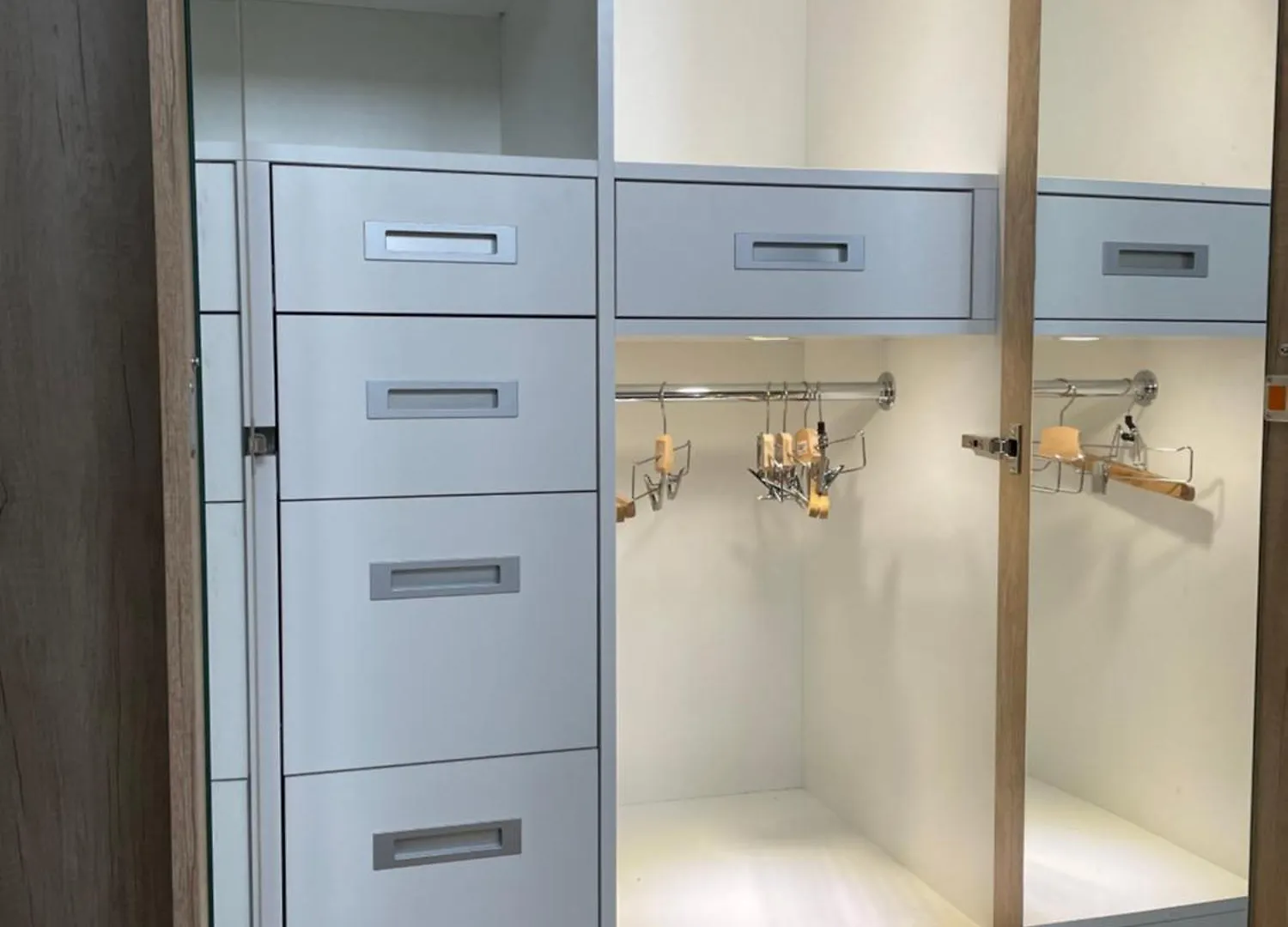 Deux Pieces Lumineux Calme, Vue Sur Le Ciel ! Appartement Parijs